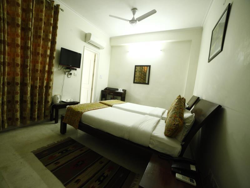 Mehra Residency At The Airport Hotel New Delhi Eksteriør billede