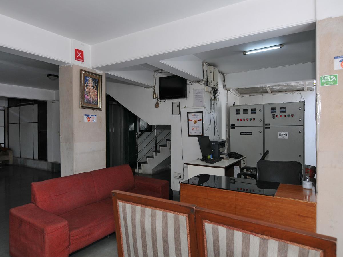 Mehra Residency At The Airport Hotel New Delhi Eksteriør billede